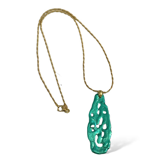 FLUID EMERALD DROP PENDANT